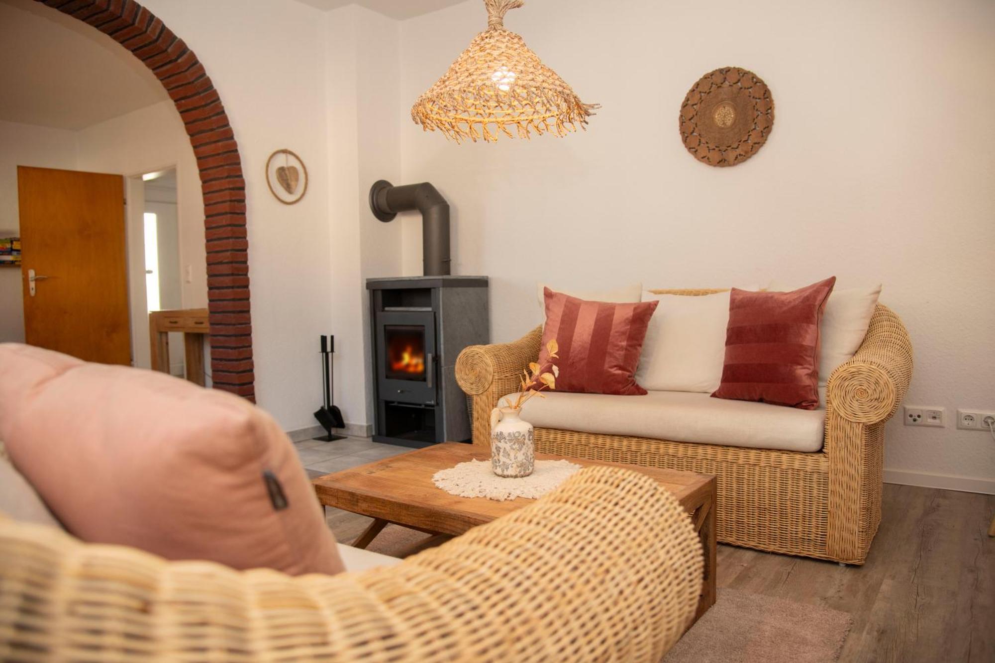Grosses Ferienhaus Mit 4 Schlafzimmern Eutin Dış mekan fotoğraf