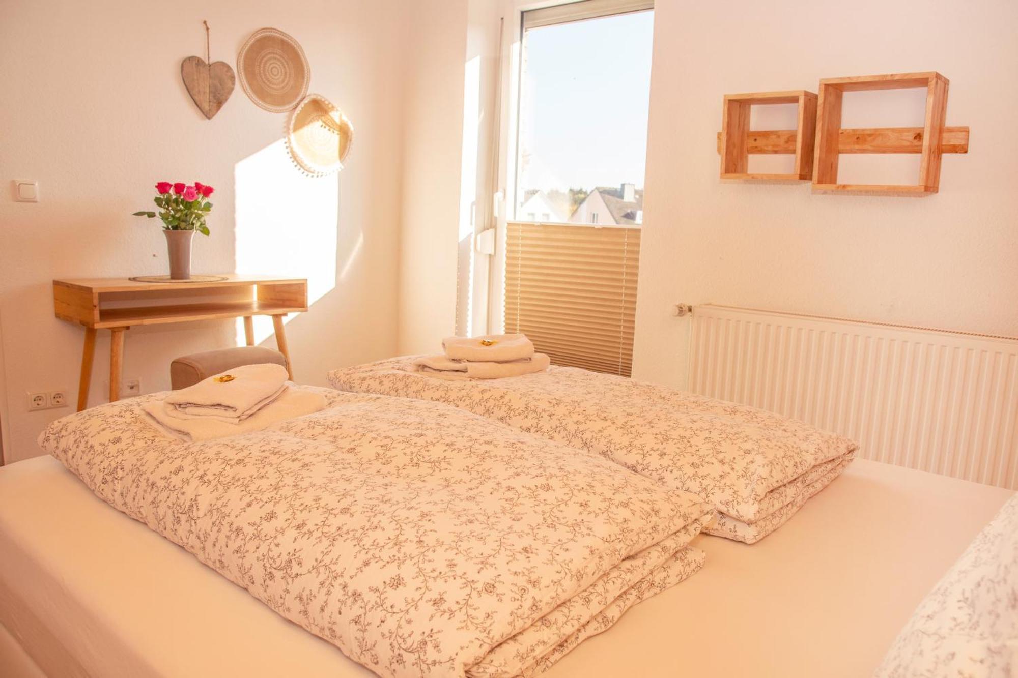 Grosses Ferienhaus Mit 4 Schlafzimmern Eutin Dış mekan fotoğraf